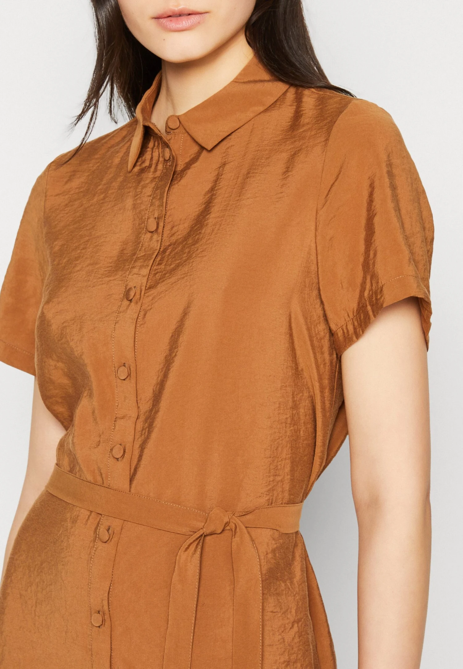 Vero Moda Vmqueeny Calf Shirt Dress- Blousejurk - Toffee 8 Vero Moda Vmqueeny Calf Shirt Dress- Blousejurk - Toffee - Afbeelding 6