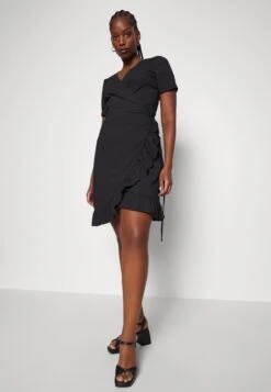 Vero Moda Curve Vmhaya Short Dress - Jurk - Black -Vero Moda Winkel 9d6f20671cec45279869cf2707fd141e