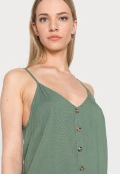 Vero Moda Vmvica Button Singlet Wvn Ga Noos - Top - Laurel Wreath 11 Vero Moda Vmvica Button Singlet Wvn Ga Noos - Top - Laurel Wreath -Vero Moda Winkel 9da17496745a44648bcbbdbd3a9d2062