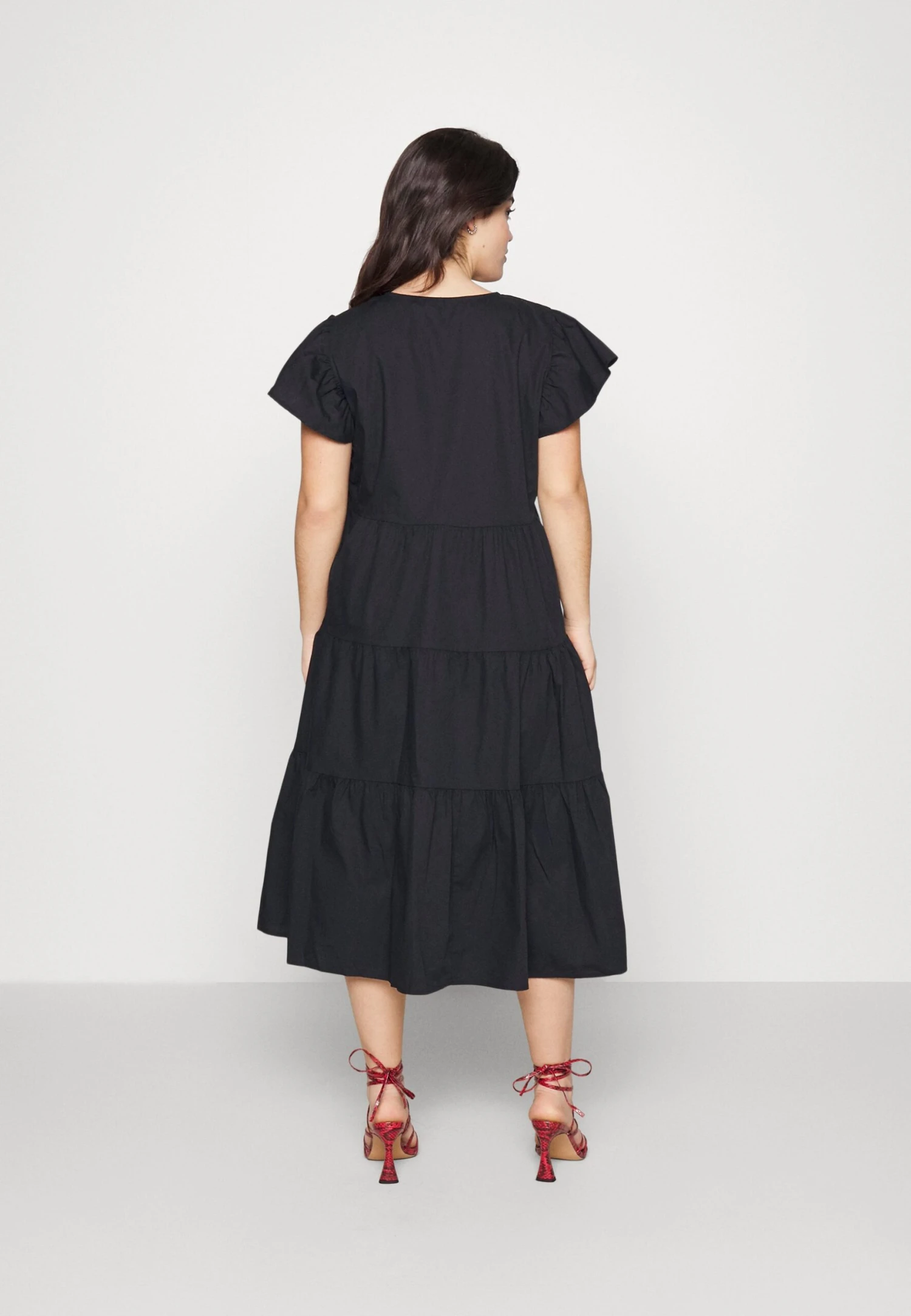 Vero Moda Curve Vmjarlotte Calf Slit Dress - Jurk - Black 5 Vero Moda Curve Vmjarlotte Calf Slit Dress - Jurk - Black - Afbeelding 3