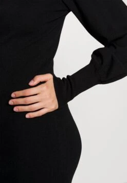 Vero Moda Tall Vmhollykarispuff Highneck Dress - Gebreide Jurk - Black 17 Vero Moda Tall Vmhollykarispuff Highneck Dress - Gebreide Jurk - Black -Vero Moda Winkel a194109d07ea496f892f2e2c5d449599