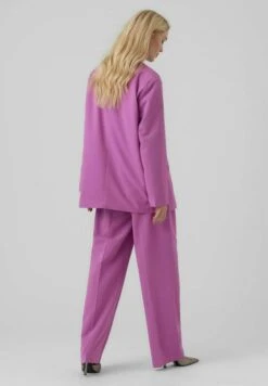 Vero Moda Halflange Jas - Radiant Orchid -Vero Moda Winkel a39f76b9958d4d06877e96fcd9b7d362