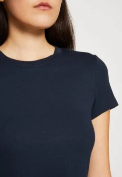 Vmruba O Neck Cropped - T-Shirt Basic - Salute -Vero Moda Winkel a4975edd8f5c40a3a1c9dec633f9df58