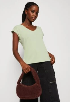 Vero Moda Vmfilli Ss V-Neck Ga Noos - T-Shirt Basic - Reseda -Vero Moda Winkel a95752af8aef4e7c8ec12e89b4f46d0a