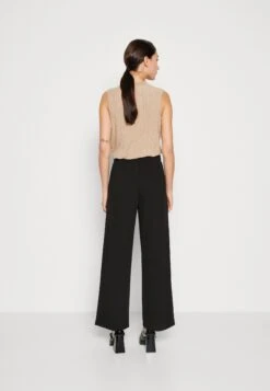 Vero Moda Vmlivanaya Wide Pant - Broek - Black -Vero Moda Winkel aa17fda7d395423ea9b1b29d0215d809