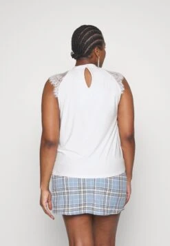 Vero Moda Curve Vmmilla Tee - Top - Snow White 9 Vero Moda Curve Vmmilla Tee - Top - Snow White -Vero Moda Winkel ad909dfb218e47af94a777aed4584339