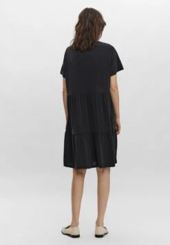 Vero Moda Filli Calia - Jerseyjurk - Black -Vero Moda Winkel aec005aed8464e00963ad0b1b25a346e