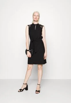Vero Moda Tall Vmmilla Short Dress - Jerseyjurk - Black -Vero Moda Winkel afe03aa6a52e4b4086fe5d9e3f066b20