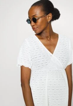 Vmmmulrikke Top - T-Shirt Print - Snow White -Vero Moda Winkel b1618386cc3e4b6797c248ada0cc6fc7