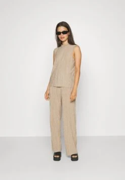 Vero Moda Petite Vmcira Wide Pant - Broek - Silver Mink -Vero Moda Winkel b62b652570614cf5947b2172876169ad
