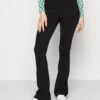 Vero Moda Tall Vmamira Flared Pant- Broek - Black 2 Vero Moda Tall Vmamira Flared Pant- Broek - Black -Vero Moda Winkel c1dbee0307684369a4564b5260167deb