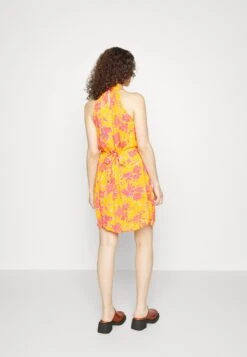 Vero Moda Tall Vmjenny Mini Dress - Jurk - Radiant Yellow/Mille -Vero Moda Winkel c1f42ede48af42be959145132d7b11c2
