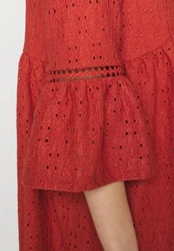 Vero Moda Petite Vmmarcy Short Dress - Jurk - Red 13 Vero Moda Petite Vmmarcy Short Dress - Jurk - Red -Vero Moda Winkel c46889af71dc42b7b09cf17fcadf5b05