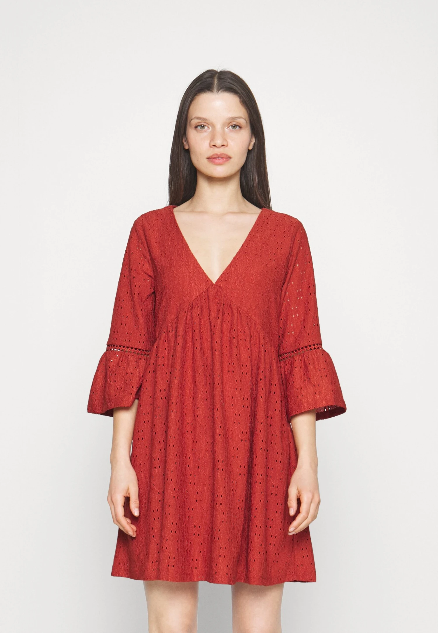 Vero Moda Petite Vmmarcy Short Dress - Jurk - Red 3 Vero Moda Petite Vmmarcy Short Dress - Jurk - Red