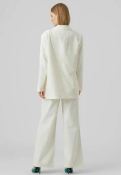 Vero Moda Halflange Jas - Snow White 9 Vero Moda Halflange Jas - Snow White -Vero Moda Winkel c95a57eeec474c2387fd32f0de6ebe0e