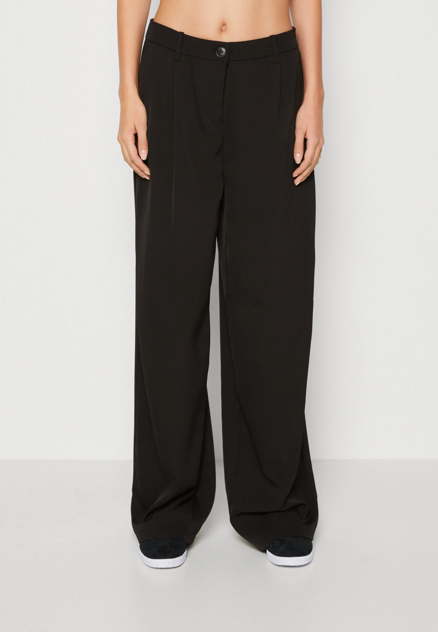 Vero Moda Vmlunadesi Wide Solid Pant - Broek - Black 3 Vero Moda Vmlunadesi Wide Solid Pant - Broek - Black