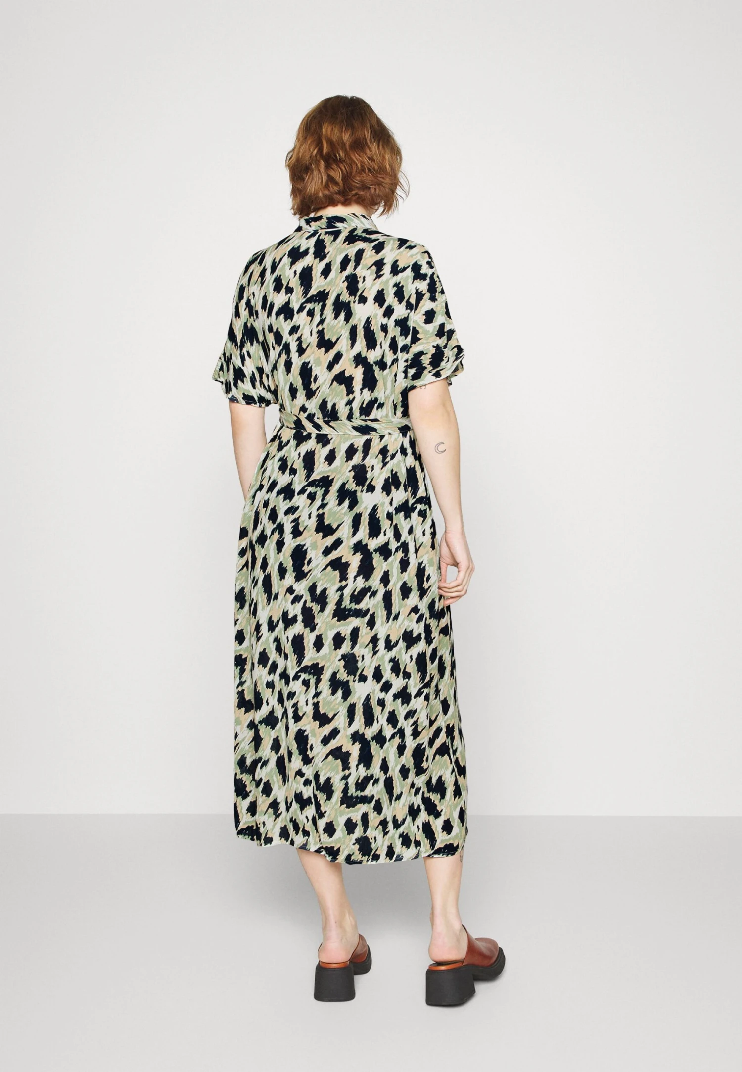 Vmmmenny Calf Shirt Dress- Blousejurk - Navy Blazer 5 Vmmmenny Calf Shirt Dress- Blousejurk - Navy Blazer - Afbeelding 3