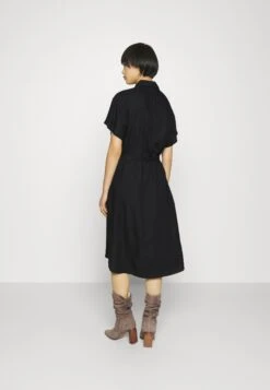 Vero Moda Petite Vmbumpy Calf Shirt Dress- Blousejurk - Black -Vero Moda Winkel cff45c1716b04a76aa8c09e2a518007d