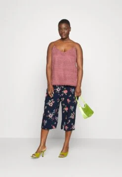 Vero Moda Winkel -Vero Moda Winkel d0e6df168e674b14b4cd87049d941289