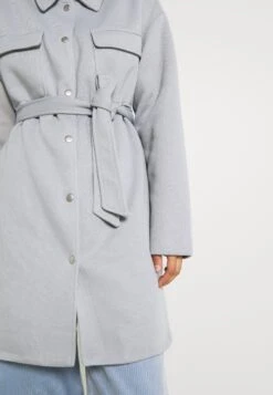 Vero Moda Verodonavita - Mantel - Cool Grey Solid -Vero Moda Winkel d10f41e3b3e1423eb29818f543ca3344
