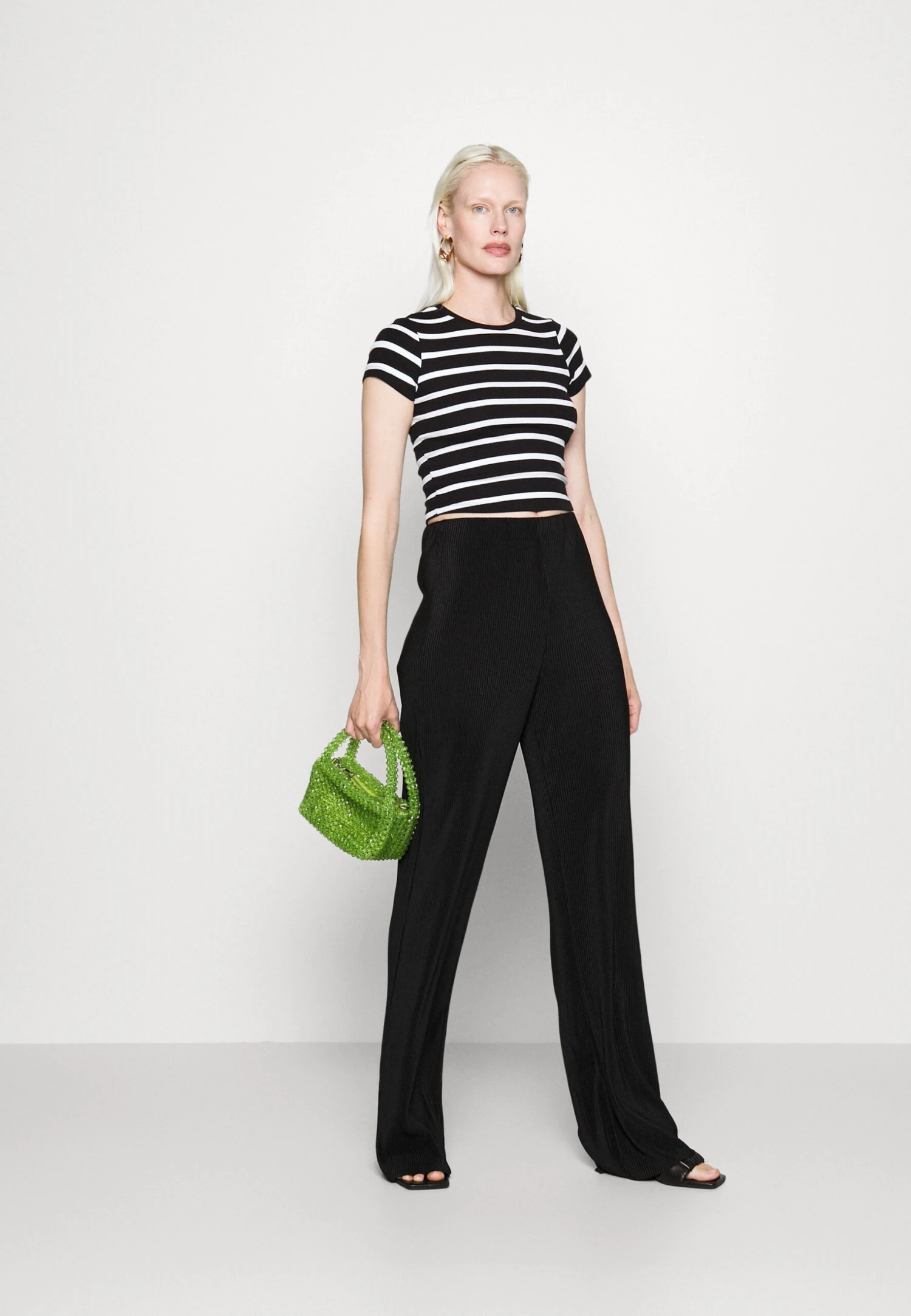 Vero Moda Tall Vmlica Wide Pants - Broek - Black 4 Vero Moda Tall Vmlica Wide Pants - Broek - Black - Afbeelding 2