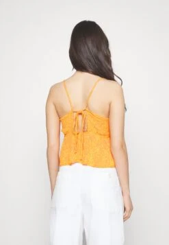Vero Moda Petite Vmmenny Smock Singlet- Top - Georgia Peach/Melin -Vero Moda Winkel d5adcdc915bb48fa929b2f552b425eab