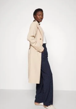 Vero Moda Tall Vmpernillemie - Trenchcoat - Irish Cream -Vero Moda Winkel d871a0ea52ce4b7dbb703e4c44517b57