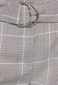 Vero Moda Vmbailey Tap Paberbag Belt Pant - Broek - Light Grey Melange -Vero Moda Winkel d87ccf509cd045e58680e8f269b3f0fa