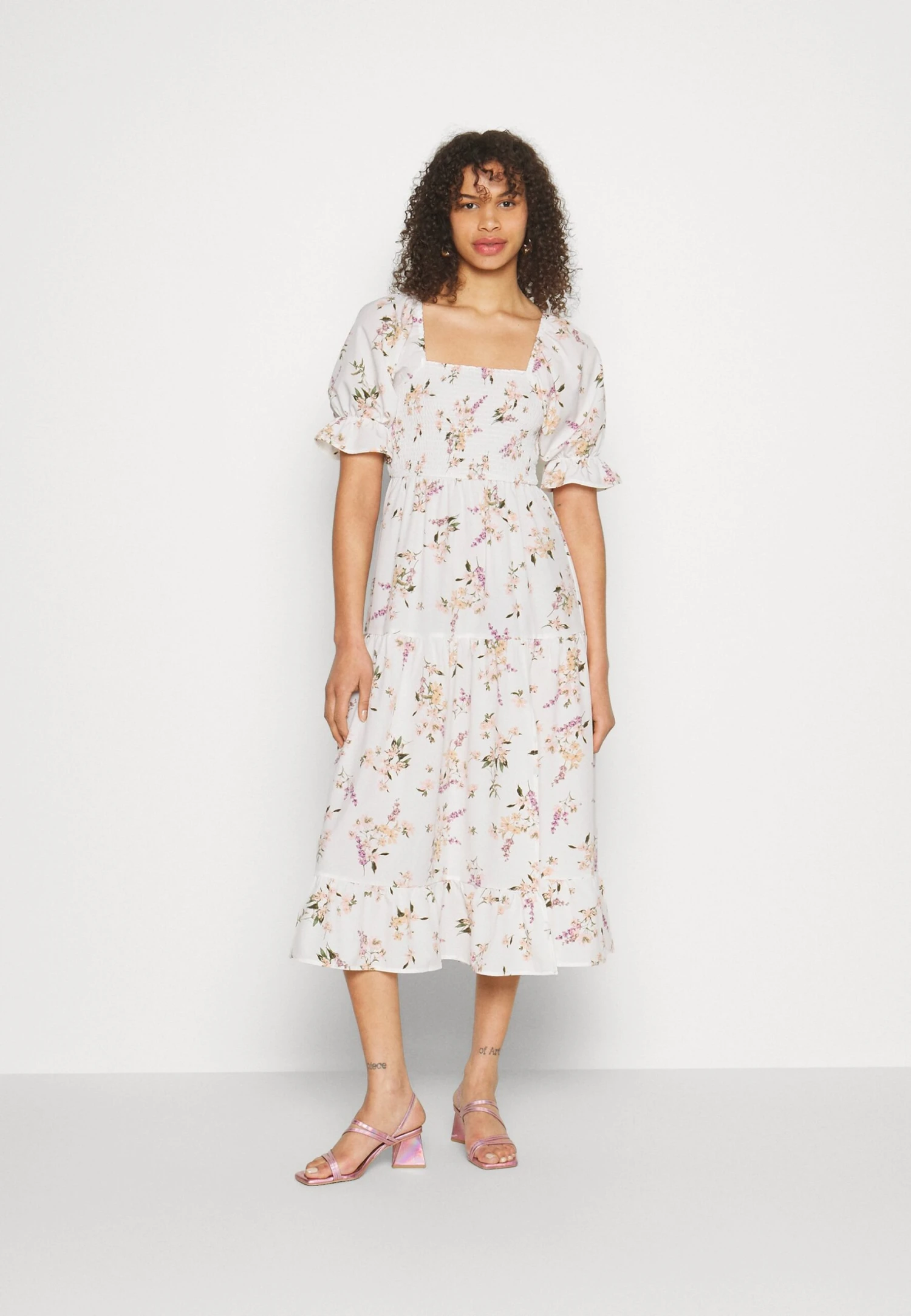 Vero Moda Tall Calf Smock Dress - Jurk - Snow White/Svea 3 Vero Moda Tall Calf Smock Dress - Jurk - Snow White/Svea