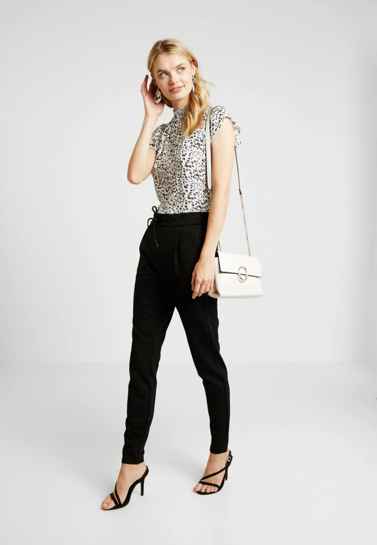 Vero Moda Winkel -Vero Moda Winkel e7658917132c4bfc9b568a8cb9112f8f 768x1109 1