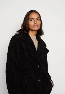 Vero Moda Vmkylie Coat - Winterjas - Black 11 Vero Moda Vmkylie Coat - Winterjas - Black -Vero Moda Winkel ef743483548e4e19a4705df4c352d903
