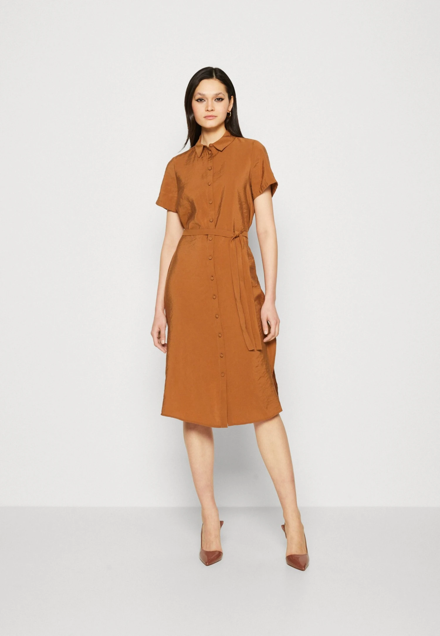 Vero Moda Vmqueeny Calf Shirt Dress- Blousejurk - Toffee 3 Vero Moda Vmqueeny Calf Shirt Dress- Blousejurk - Toffee