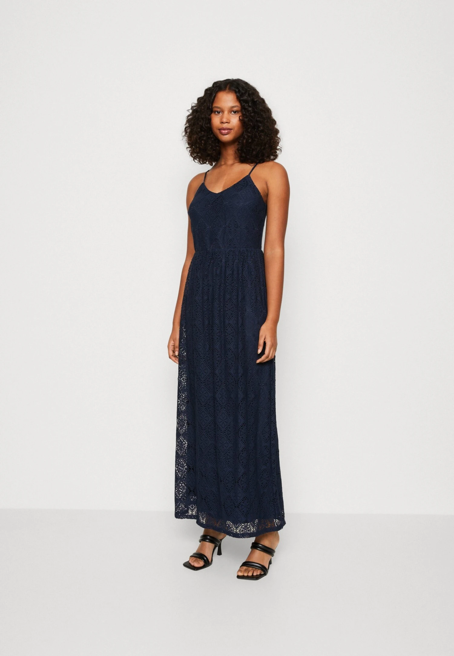 Vero Moda Vmmaya Singlet Dress - Maxi-Jurk - Navy 3 Vero Moda Vmmaya Singlet Dress - Maxi-Jurk - Navy