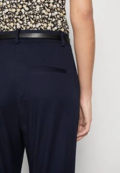 Vero Moda Vmflashino Regular Pants - Chino - Navy -Vero Moda Winkel f39f6addfab146f1b1ee8aca1fcc9e6d