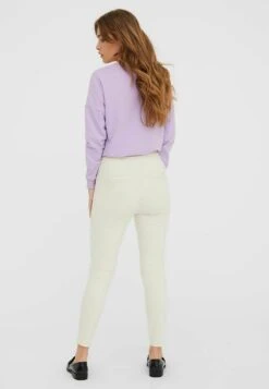 Vero Moda Vmeva MrString Ga Noos - Trainingsbroek - Birch -Vero Moda Winkel f3aad9bb4dce4a00a243d5ca1019329d