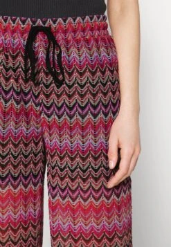 Vero Moda Petite Vmdicte Wide Pant- Broek - Bon Bon/Navy/Now 13 Vero Moda Petite Vmdicte Wide Pant- Broek - Bon Bon/Navy/Now -Vero Moda Winkel f4b24769e7794e1786a10ebf84752c61