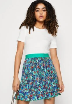 Vmdelani Ss O-Neck Tee Vma - T-Shirt Basic - Snow White 11 Vmdelani Ss O-Neck Tee Vma - T-Shirt Basic - Snow White -Vero Moda Winkel f6c9ba4c4ee4490295fbdf2c37eded6a