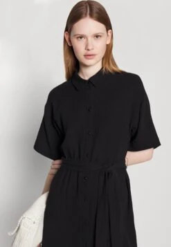 Vero Moda Vmnatali Nia 2/4 CalfWvn - Blousejurk - Black 13 Vero Moda Vmnatali Nia 2/4 CalfWvn - Blousejurk - Black -Vero Moda Winkel f7690f03b98c4a02a95373633a886f89