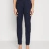 Vero Moda Vmflashino Regular Pants - Chino - Navy -Vero Moda Winkel fcb23a13afff42d4b118a091003c47bf