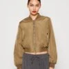 Vero Moda Vmami Short Jacket - Bomberjacks - Capers -Vero Moda Winkel fde39911f9d8406dabff11b7870441bd