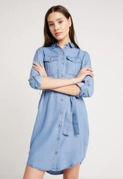 Vero Moda Vmmia Ls Regular Shirt Dress Ga - Spijkerjurk - Light Blue Denim 12 Vero Moda Vmmia Ls Regular Shirt Dress Ga - Spijkerjurk - Light Blue Denim -Vero Moda Winkel fe35a4b1b55a425ca73d99a62efad59f