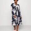 Vero Moda Curve Vmtally Dress - Blousejurk - Night Sky 1 Vero Moda Curve Vmtally Dress - Blousejurk - Night Sky -Vero Moda Winkel fedc49bcd3cd4a1aa94a850fe1133161