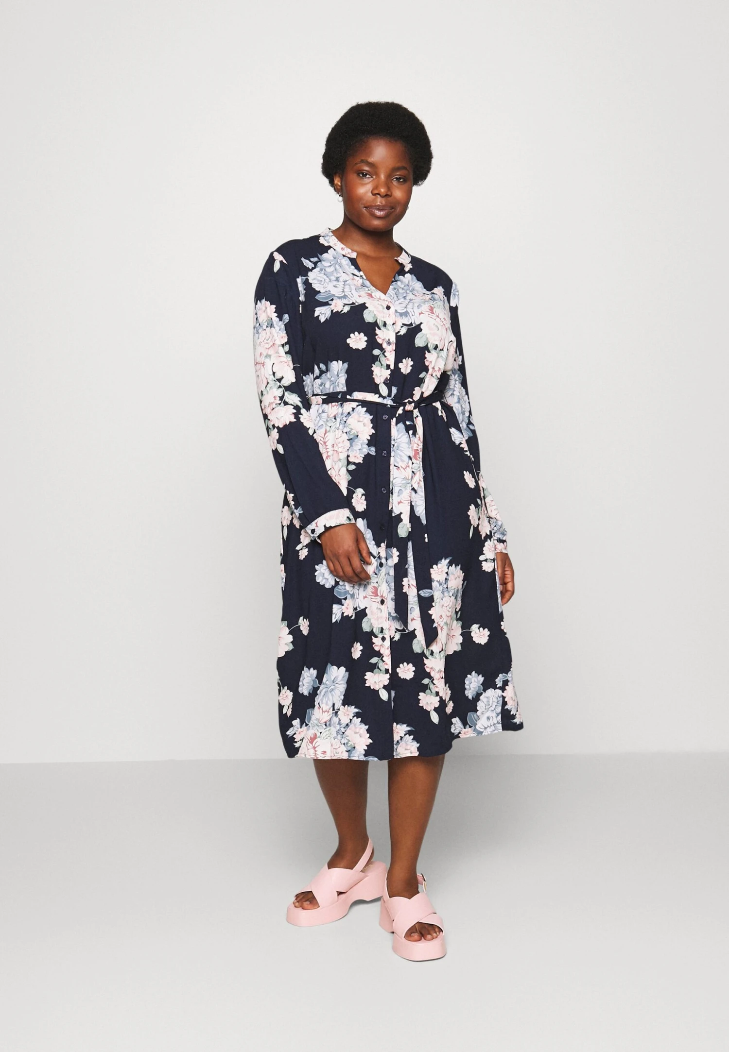 Vero Moda Curve Vmtally Dress - Blousejurk - Night Sky 3 Vero Moda Curve Vmtally Dress - Blousejurk - Night Sky