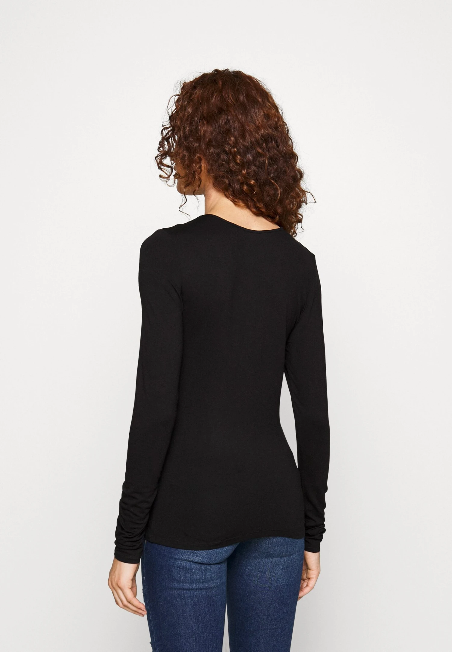 Vero Moda Tall Vmalberte V Neck - Longsleeve - Black 5 Vero Moda Tall Vmalberte V Neck - Longsleeve - Black - Afbeelding 3