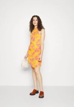 Vero Moda Tall Vmjenny Mini Dress - Jurk - Radiant Yellow/Mille -Vero Moda Winkel ffe85f77dc044fcfa1b6fbd5d309fffe